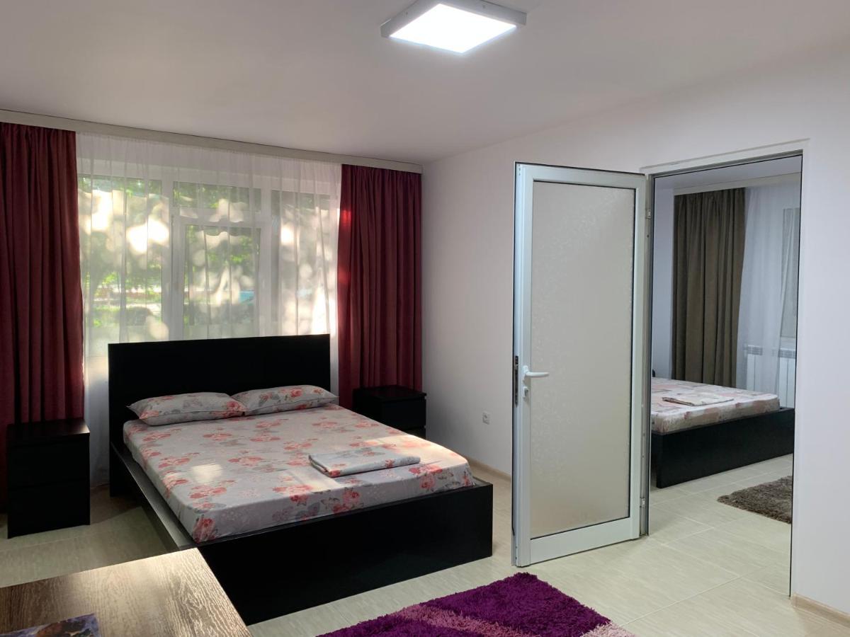 Galaţi Eli Apartment מראה חיצוני תמונה